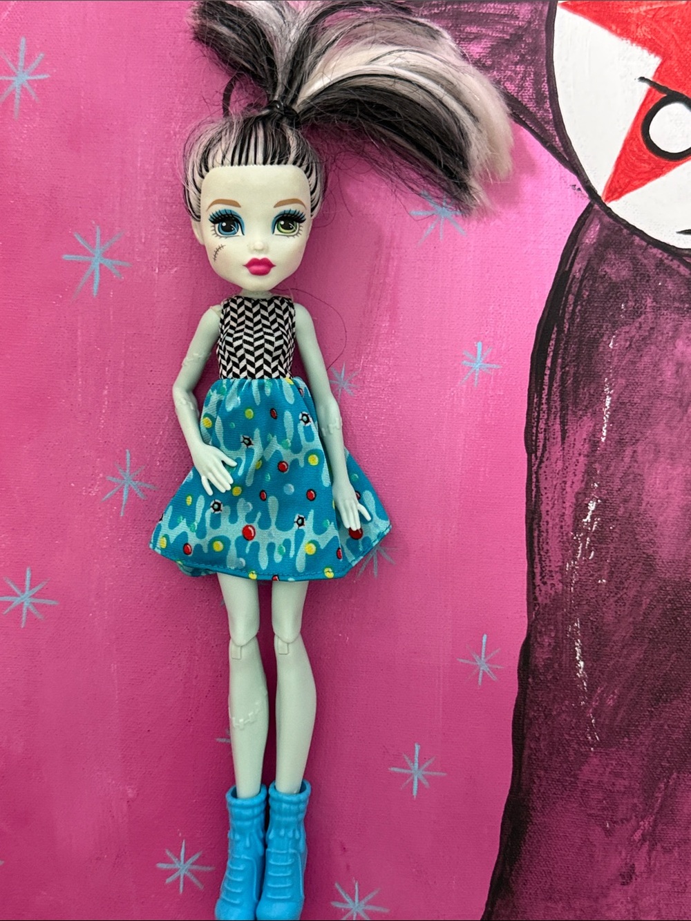 Monster High Doll . 2015 Frankie Stein EUC